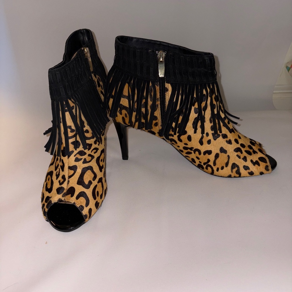 J.Renee Leopard Print Fringe Ankle Booties in Black and Tan - Picture 2 of 9